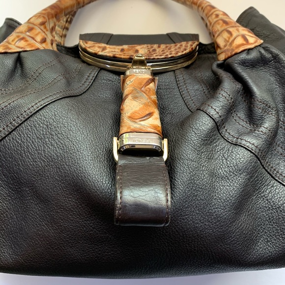 FENDI Leather Spy Bag - Picture 2 of 16